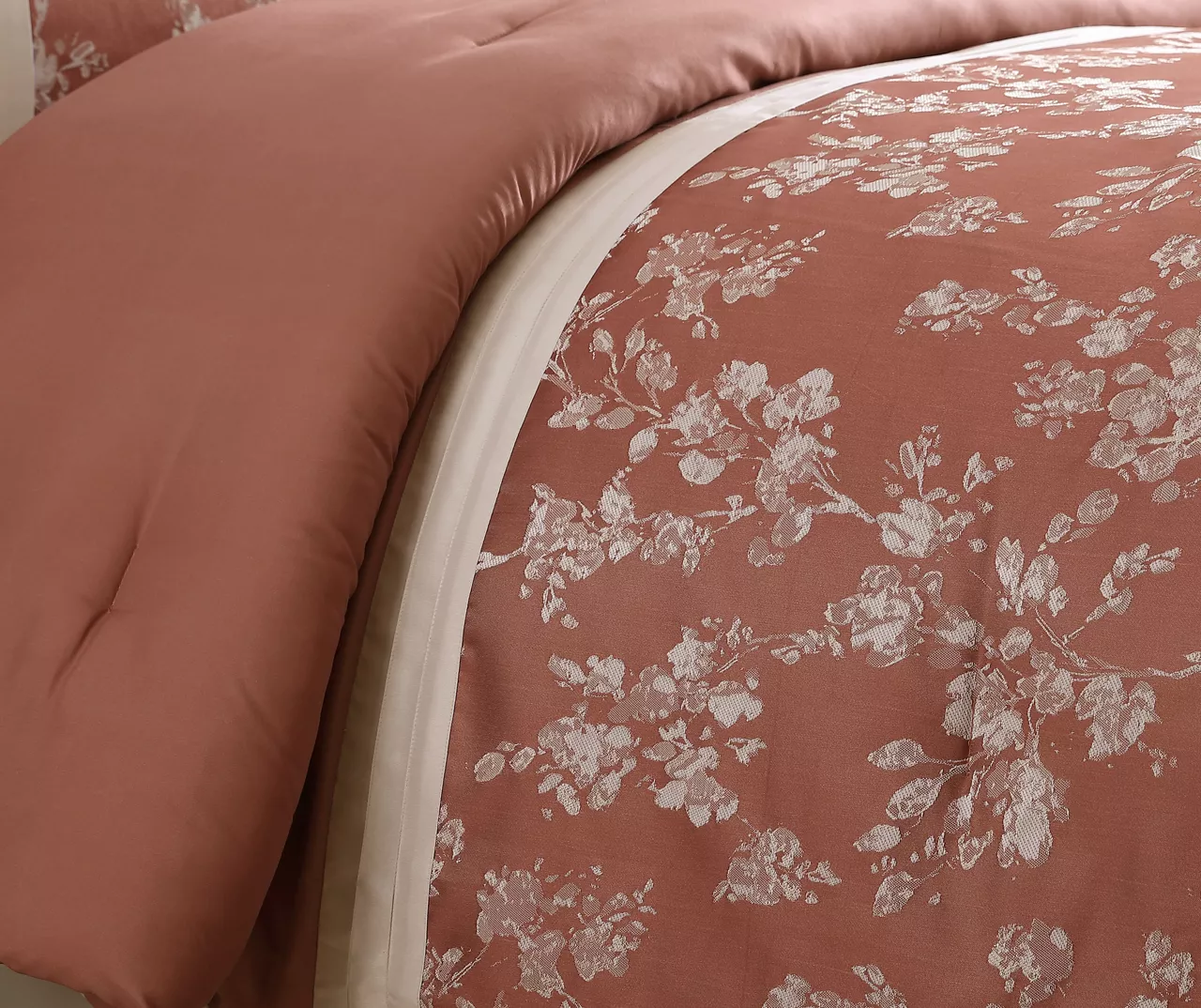 Broyhill Kirkwale Rust Floral Jacquard 8-Piece Comforter Set - Image 7