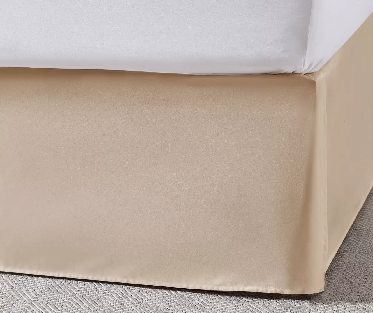 Broyhill Kirkwale Rust Floral Jacquard 8-Piece Comforter Set - Image 10