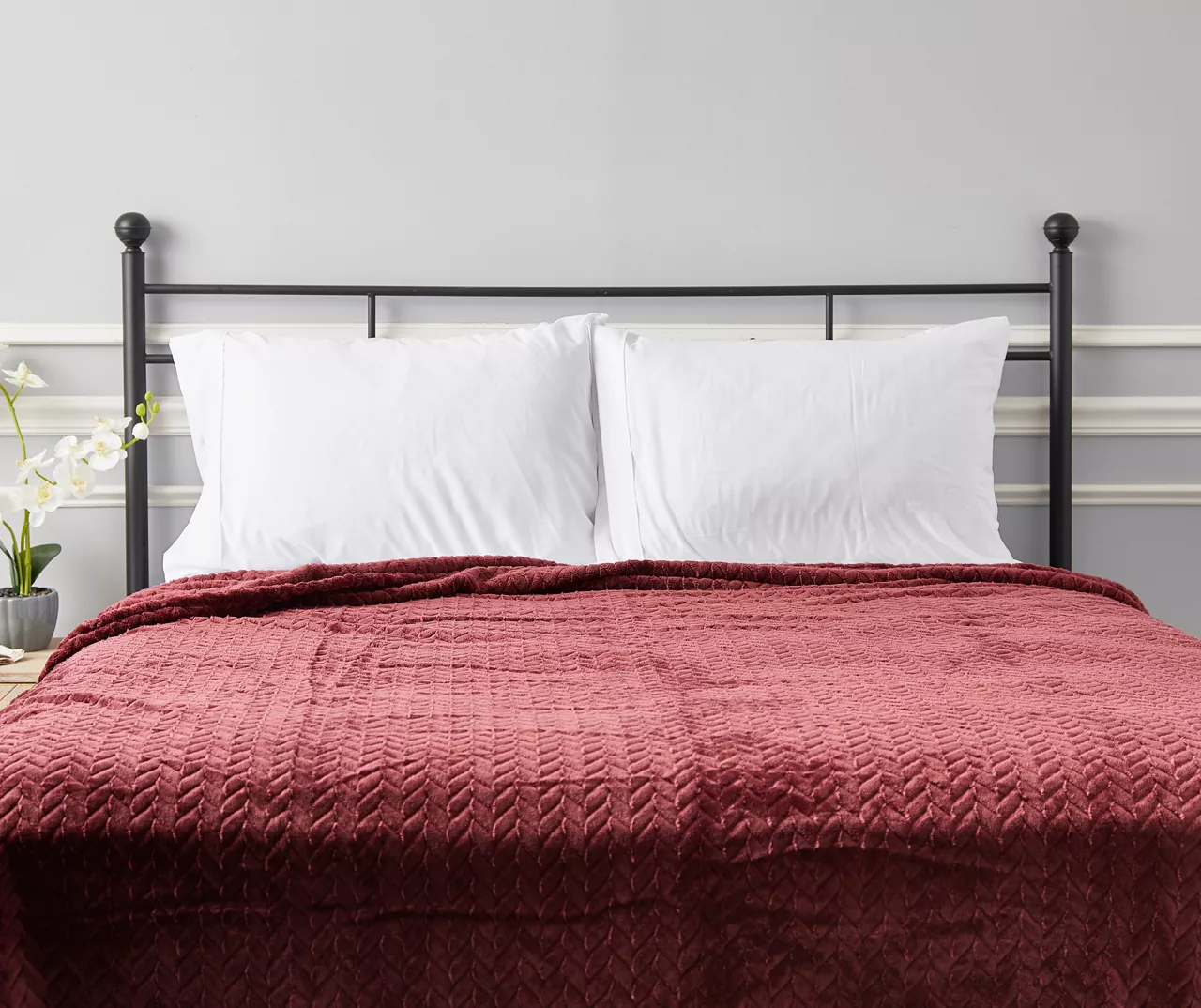 Tawny Port Jacquard Supreme Velvet Queen Blanket - Image 5